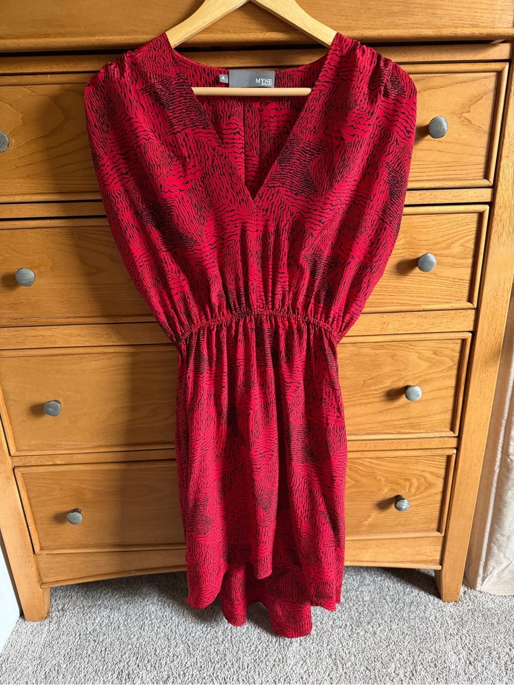 Myne By Ashley Ann 100% Silk Red & Black Abstract Tiger Womens Size 4 High Low